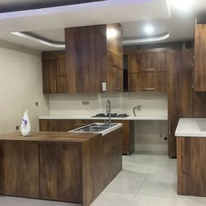 کابینت ام دی اف (ملامینه) رنگ قهوه ای با جزیره