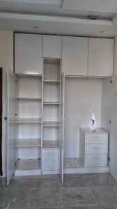 کمد دیواری رنگ سفید مات