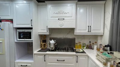 کابینت روکش چوب رنگ سفید